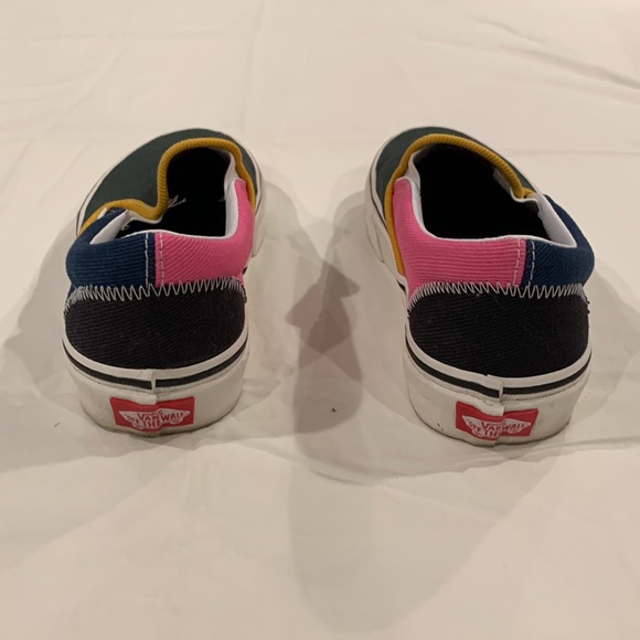 Multi colored vans. Size Women’s 6.5, Men’s 5. Never been worn - Picture 3 of 3